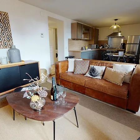 Sous Les Tilleuls Parking Hypercentre 4-6 Personnes شقة كولمار